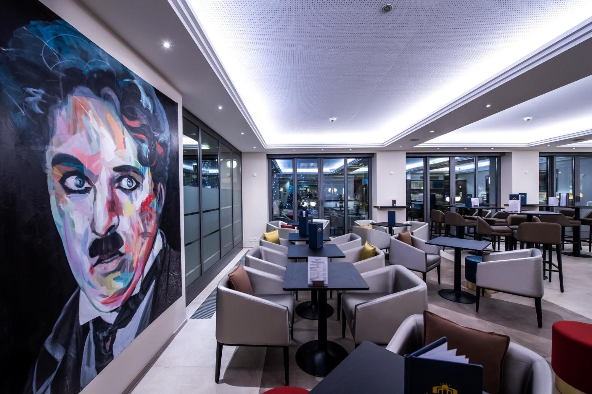 Astra & Restaurant