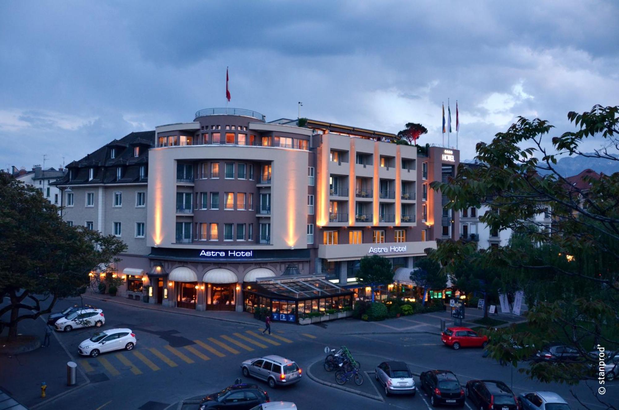 Astra & Restaurant होटल Vevey